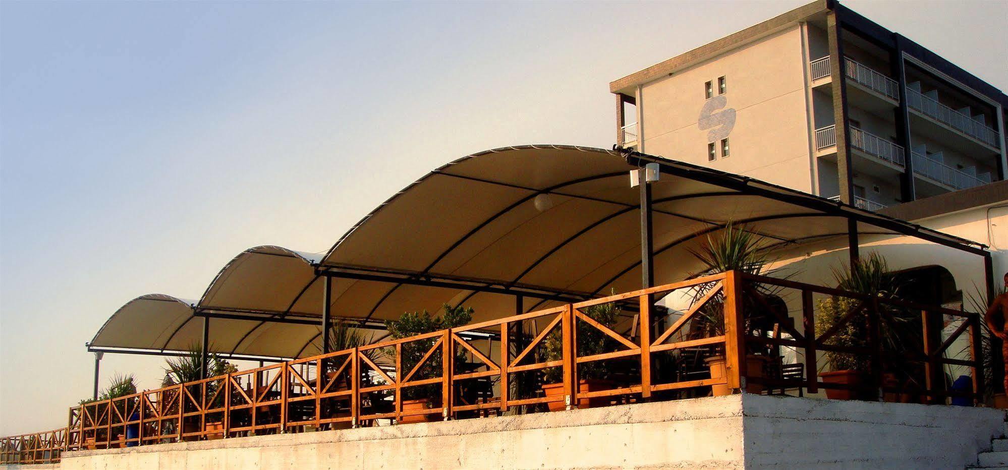 Albergo Riviera Spineta Battipaglia Εξωτερικό φωτογραφία