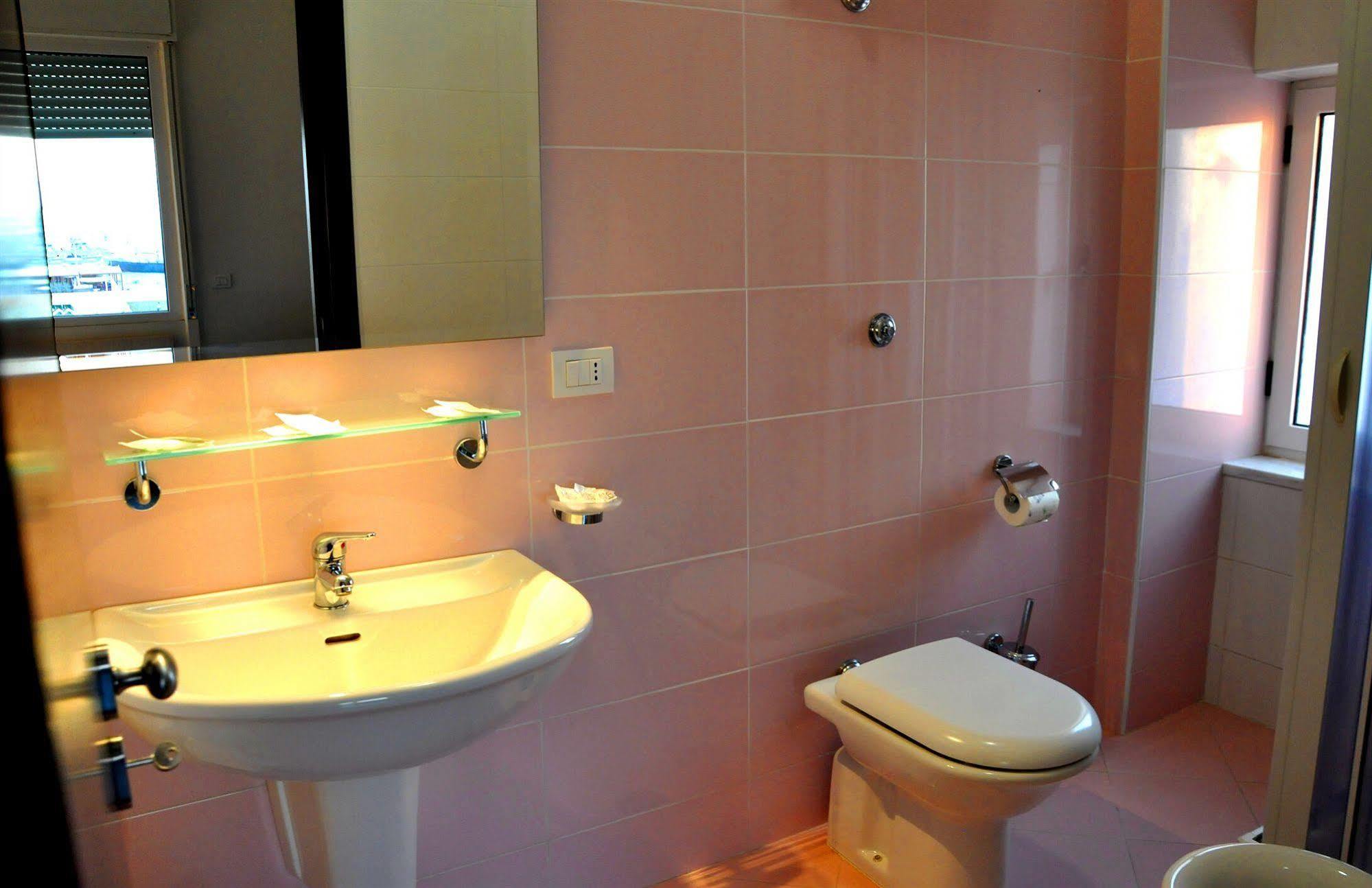 Albergo Riviera Spineta Battipaglia Εξωτερικό φωτογραφία