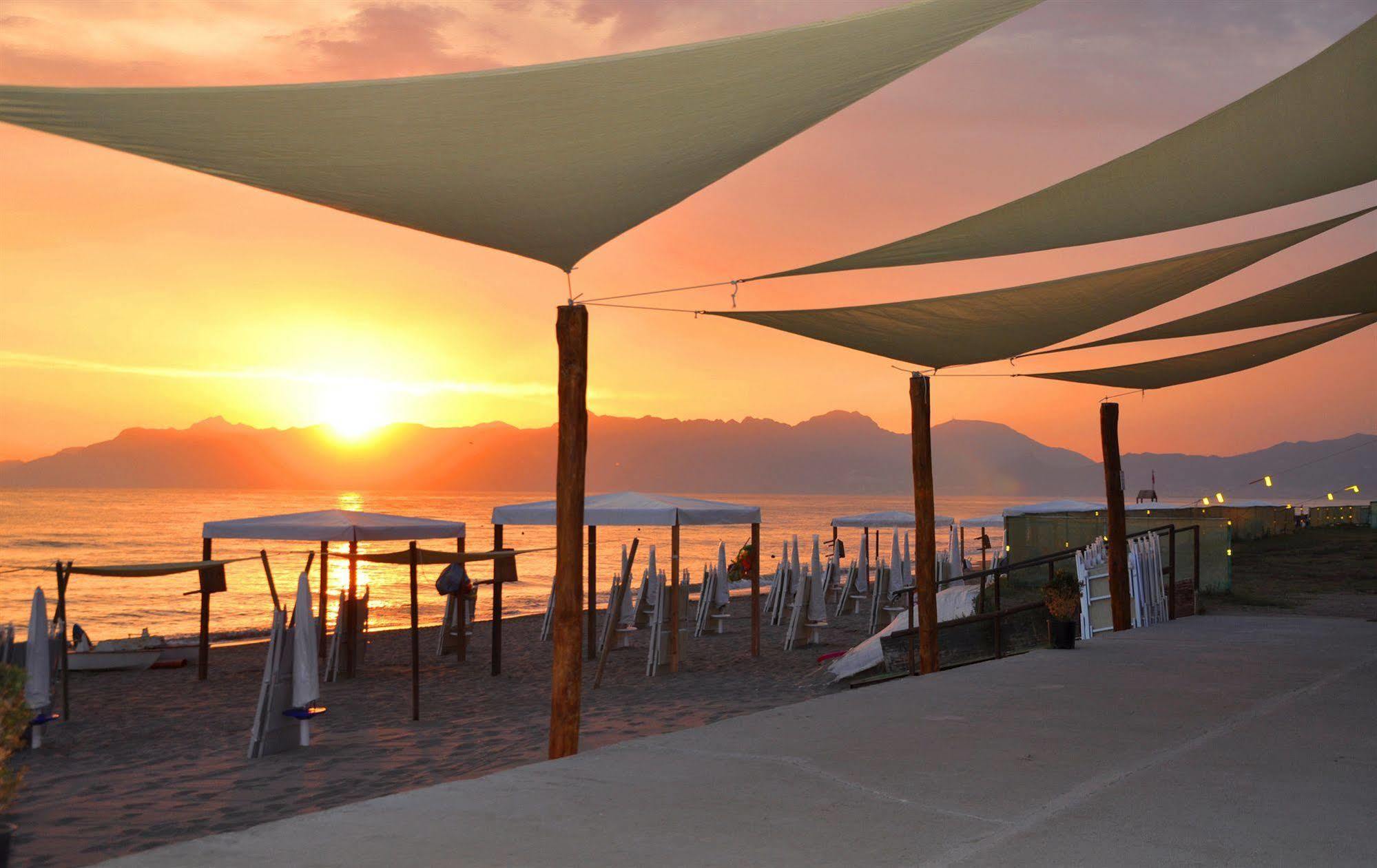 Albergo Riviera Spineta Battipaglia Εξωτερικό φωτογραφία